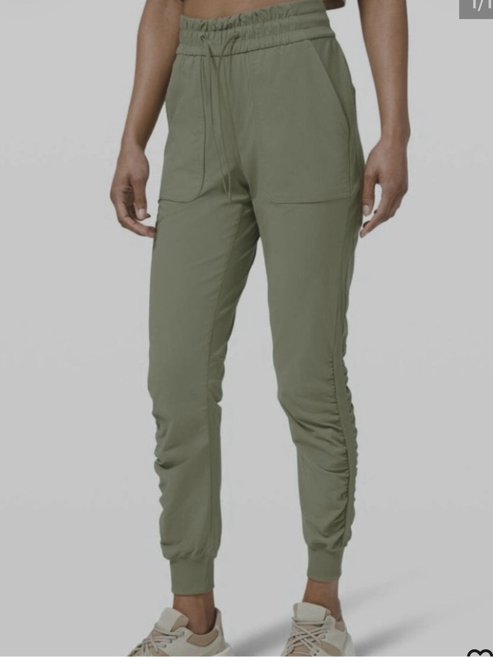 Lululemon Dance Studio Jogger Women's Green Jogger Pants